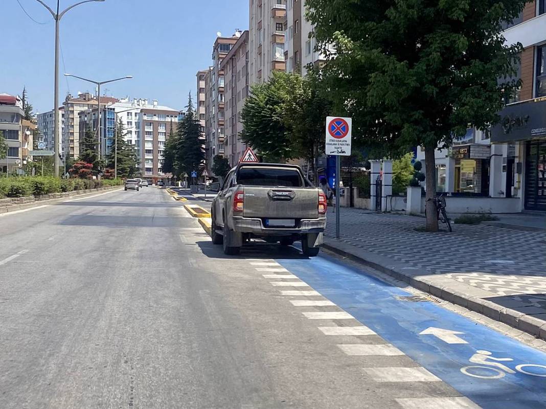 Bisiklet yolu krizi: Vatandaşlar çözüm bekliyor! Plansızlığın kurbanı oldu... 2